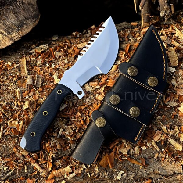 handmade tracker knife